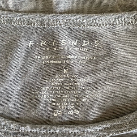 FRIENDS Central Perk T-Shirt - Picture 3 of 10